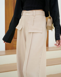 Elegant Seamed Flap Trousers